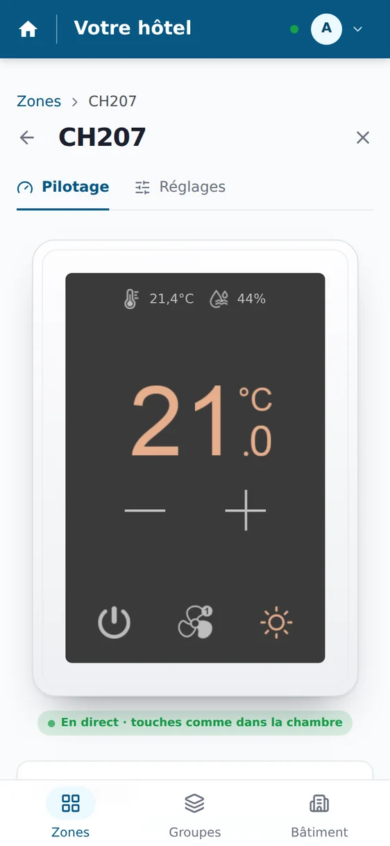 Le pilotage d’une chambre sur téléphone : le thermostat tel qu’il est dans la chambre, à 21 °C